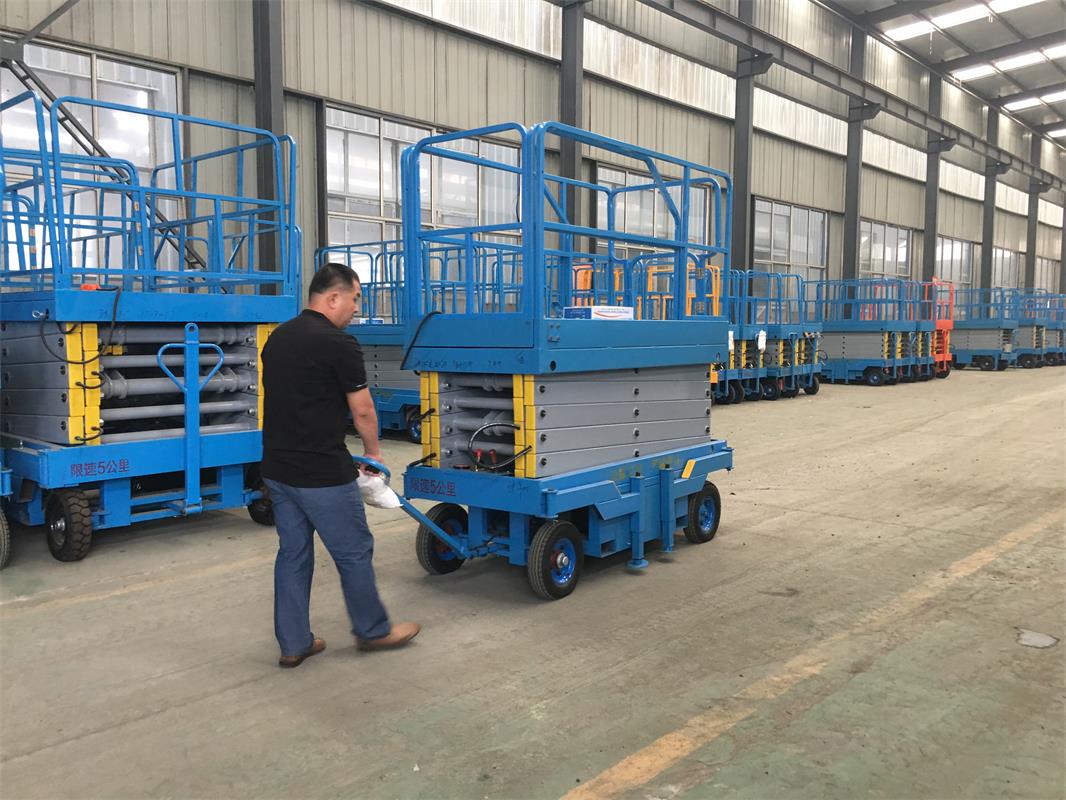 移動(dòng)剪叉式輔助行走升降機(jī)